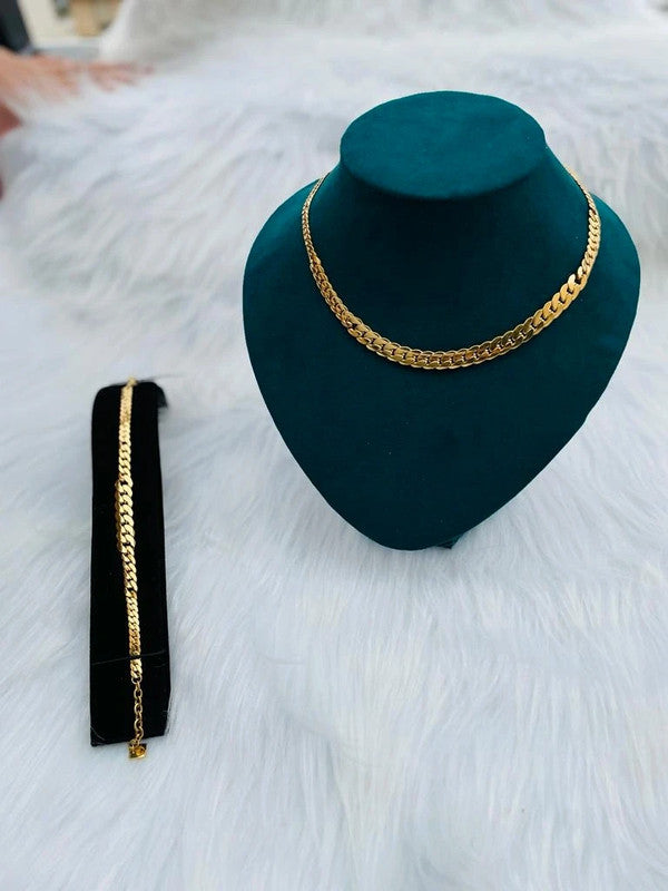 Très joli Collier et gourmette