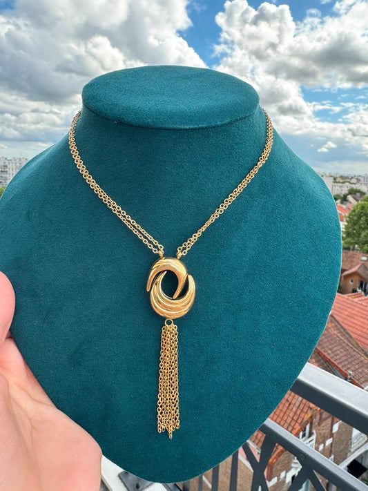 Collier très chic